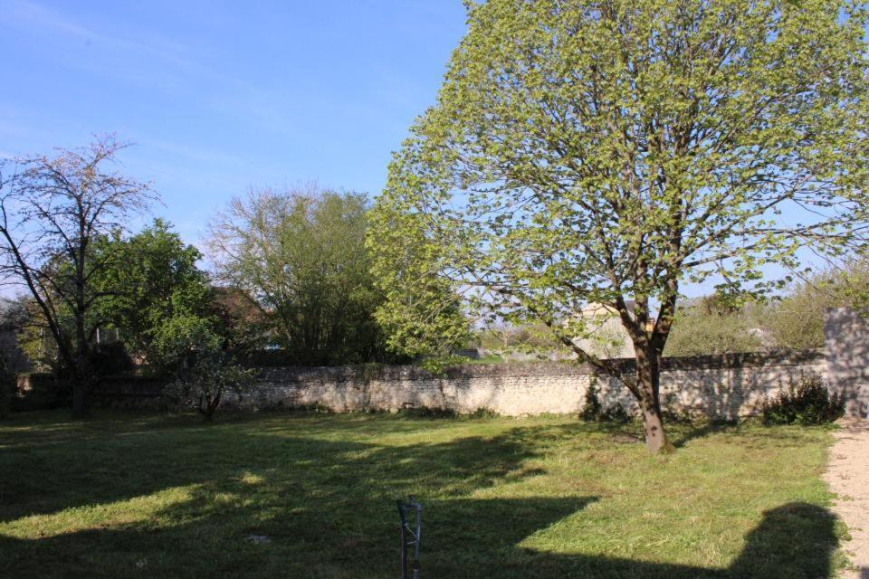 Coliwork Le Saint Romain Dange-Saint-Romain Exterior foto